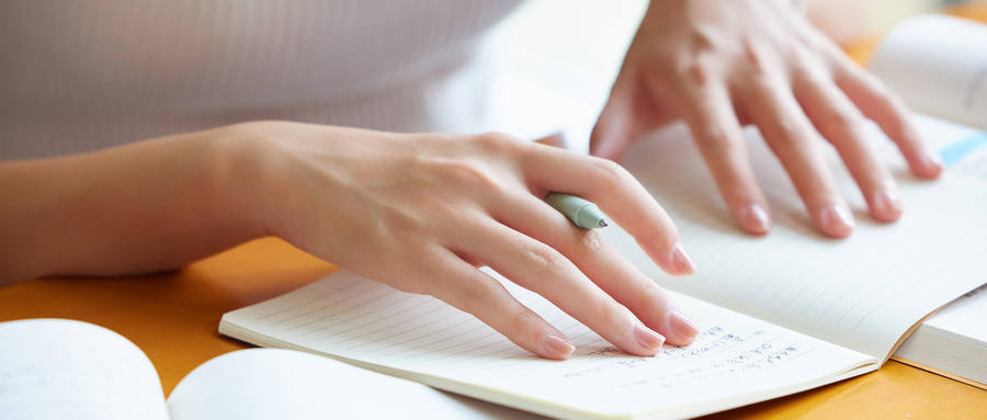 张雪峰评价济南护理职业学院：王牌专业是护理